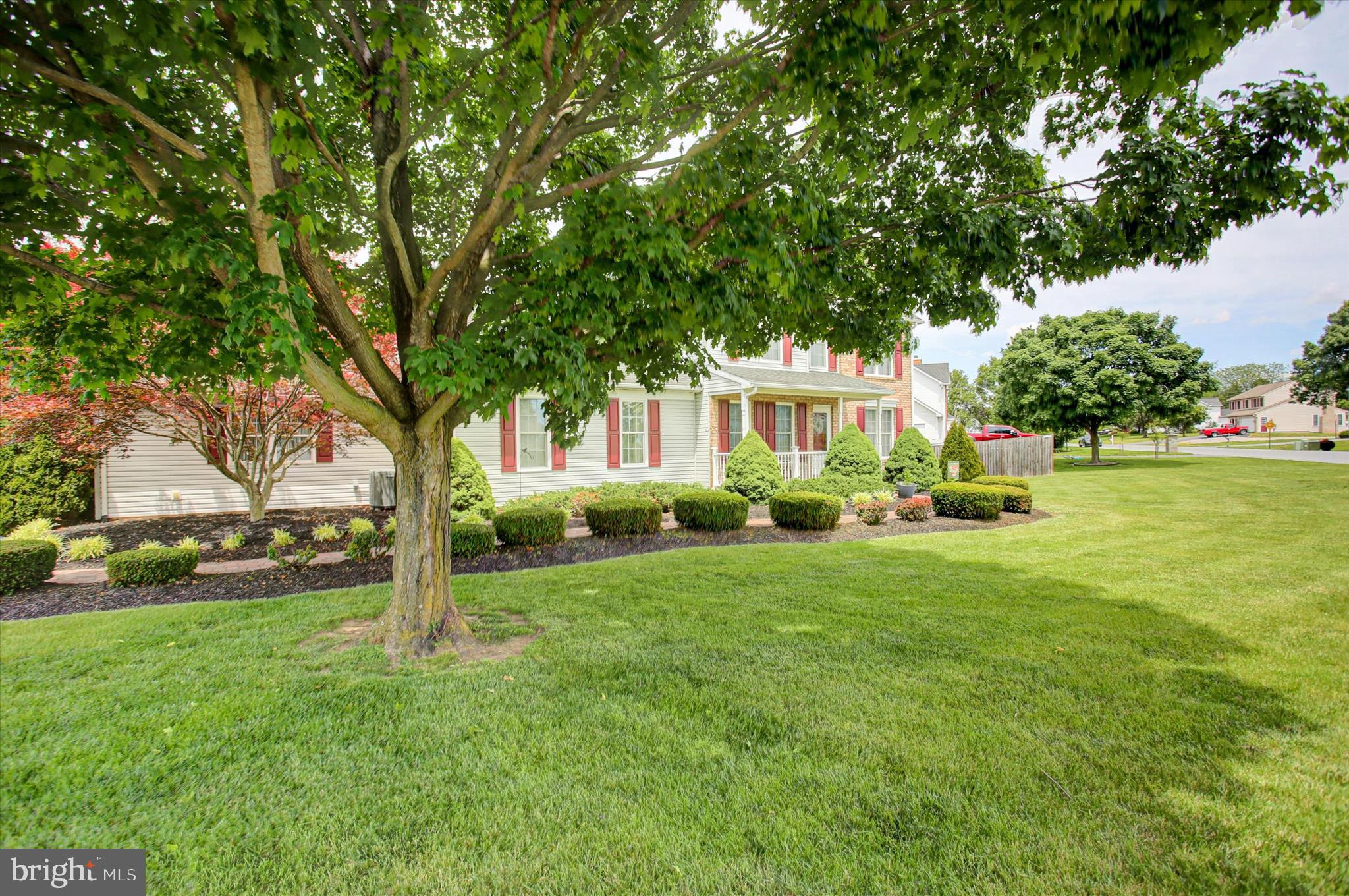 MAUGANS MEADOWS - Residential