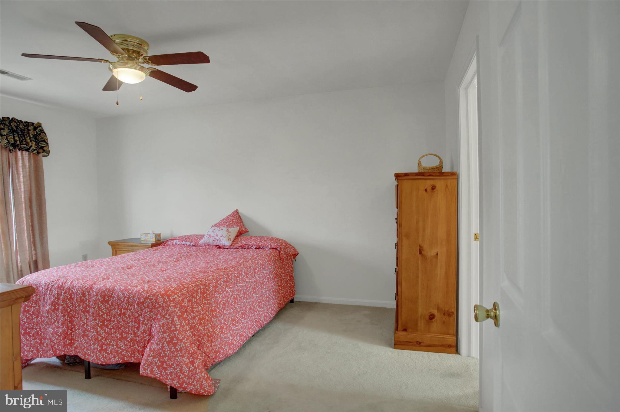 MAUGANS MEADOWS - Residential