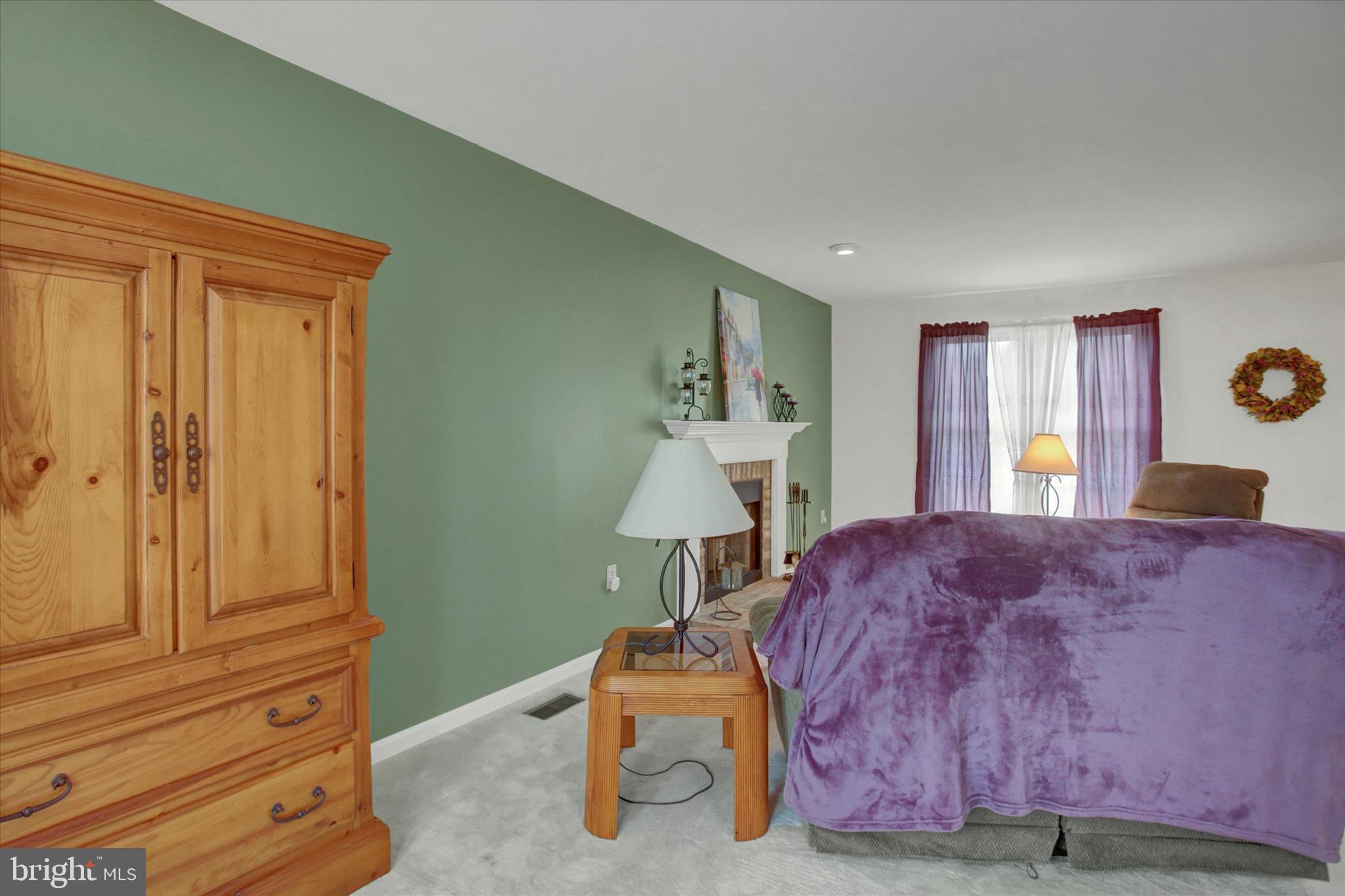 MAUGANS MEADOWS - Residential
