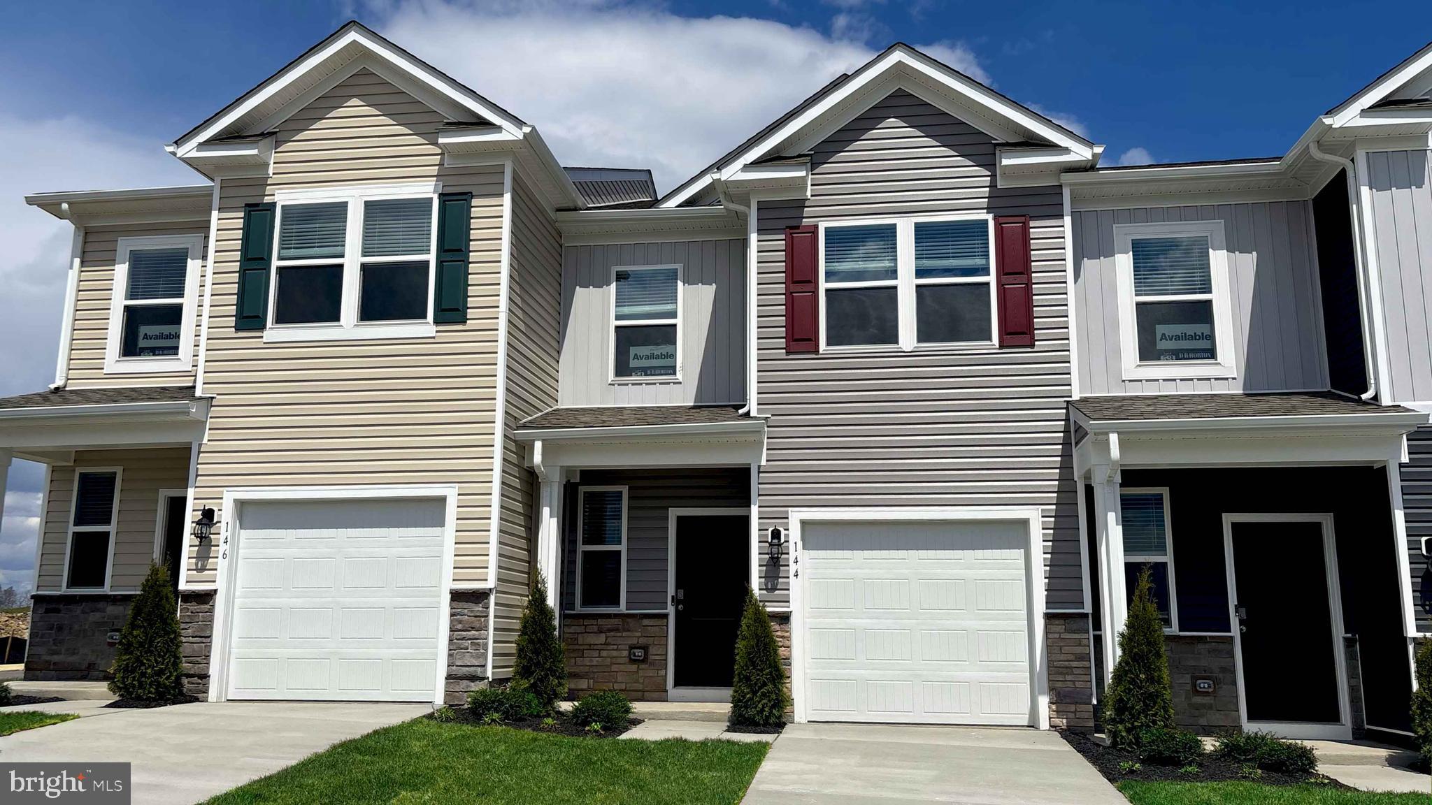 Immediate Delivery! Welcome to this bright and spacious two-level townhome, perfectly blending style and convenience.  Featuring 3 bedrooms, 2.5 baths, and a 1-car garage, this home is designed for comfortable living.  The open-concept main floor is ideal for entertaining, boasting durable and stylish LVP flooring throughout.  The upgraded kitchen shines with modern finishes, ample gray cabinetry, and a functional layout that any home chef would appreciate.  Upstairs, the large master suite offers a peaceful retreat with a private attached bath and generous closet space. Two additional bedrooms, a full bath, and a conveniently located laundry room complete the upper level.  Located in Valley View minutes from shopping ,81 and 66.  Ask about closing cost assistance.
*Photos, 3D tours, and videos are representative of plan only and may vary as built.*