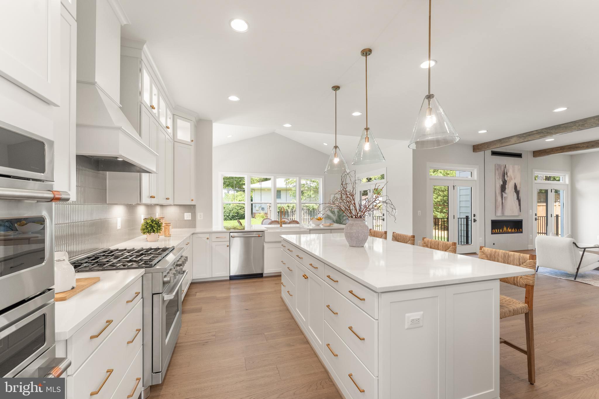 VIENNA WOODS - Residential