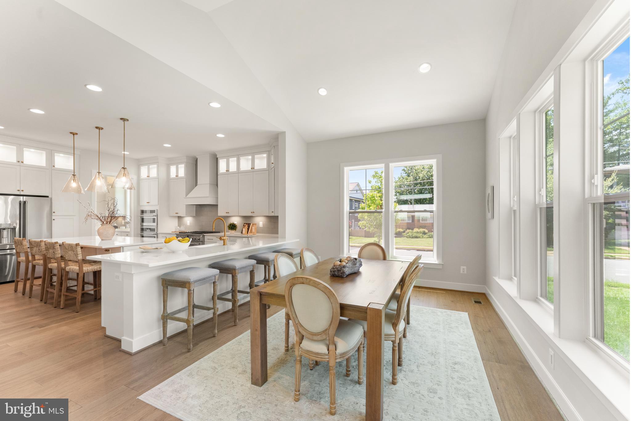 VIENNA WOODS - Residential