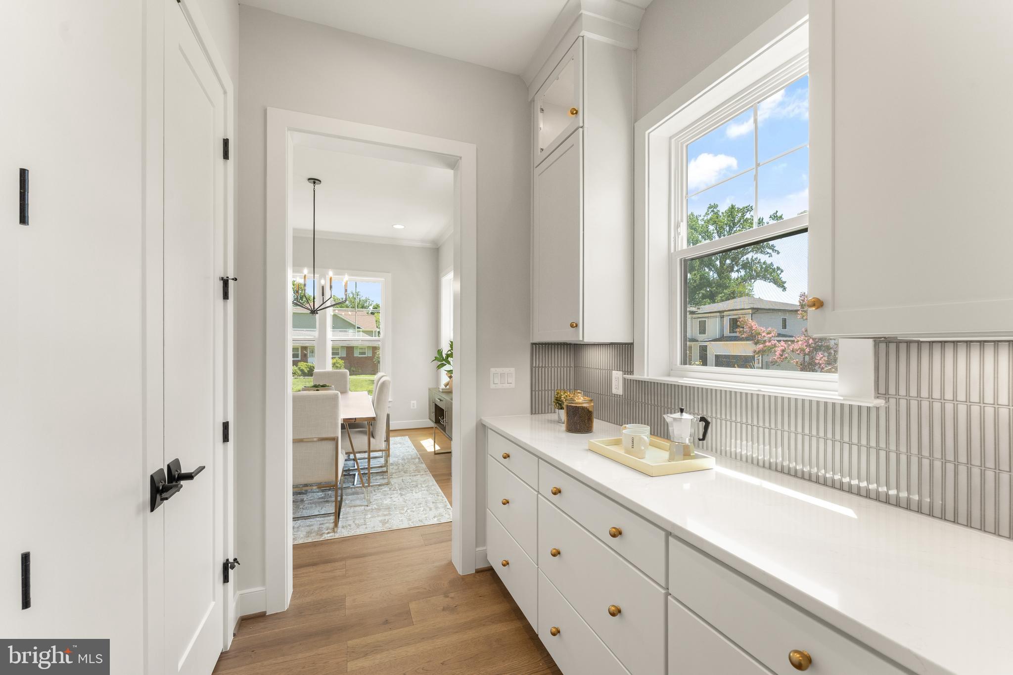 VIENNA WOODS - Residential