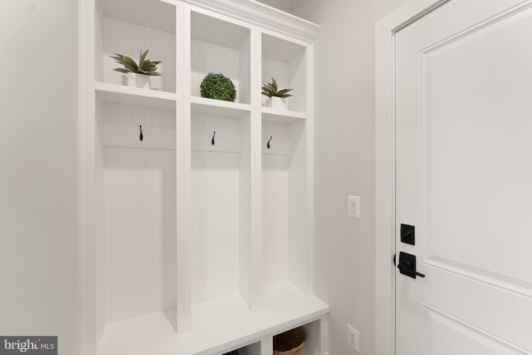 VIENNA WOODS - Residential