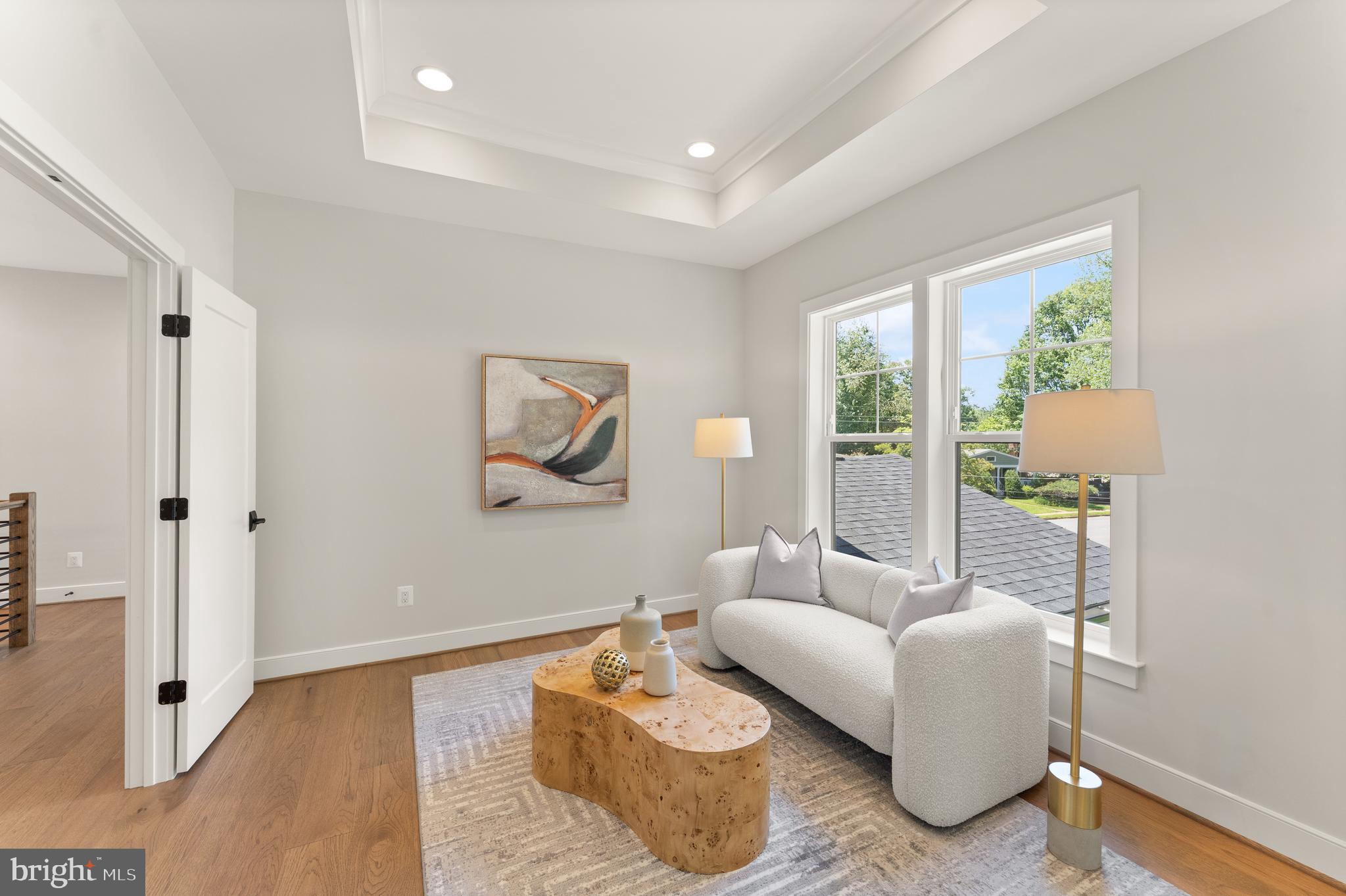 VIENNA WOODS - Residential