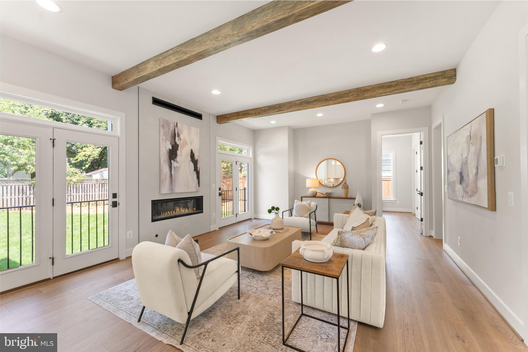VIENNA WOODS - Residential