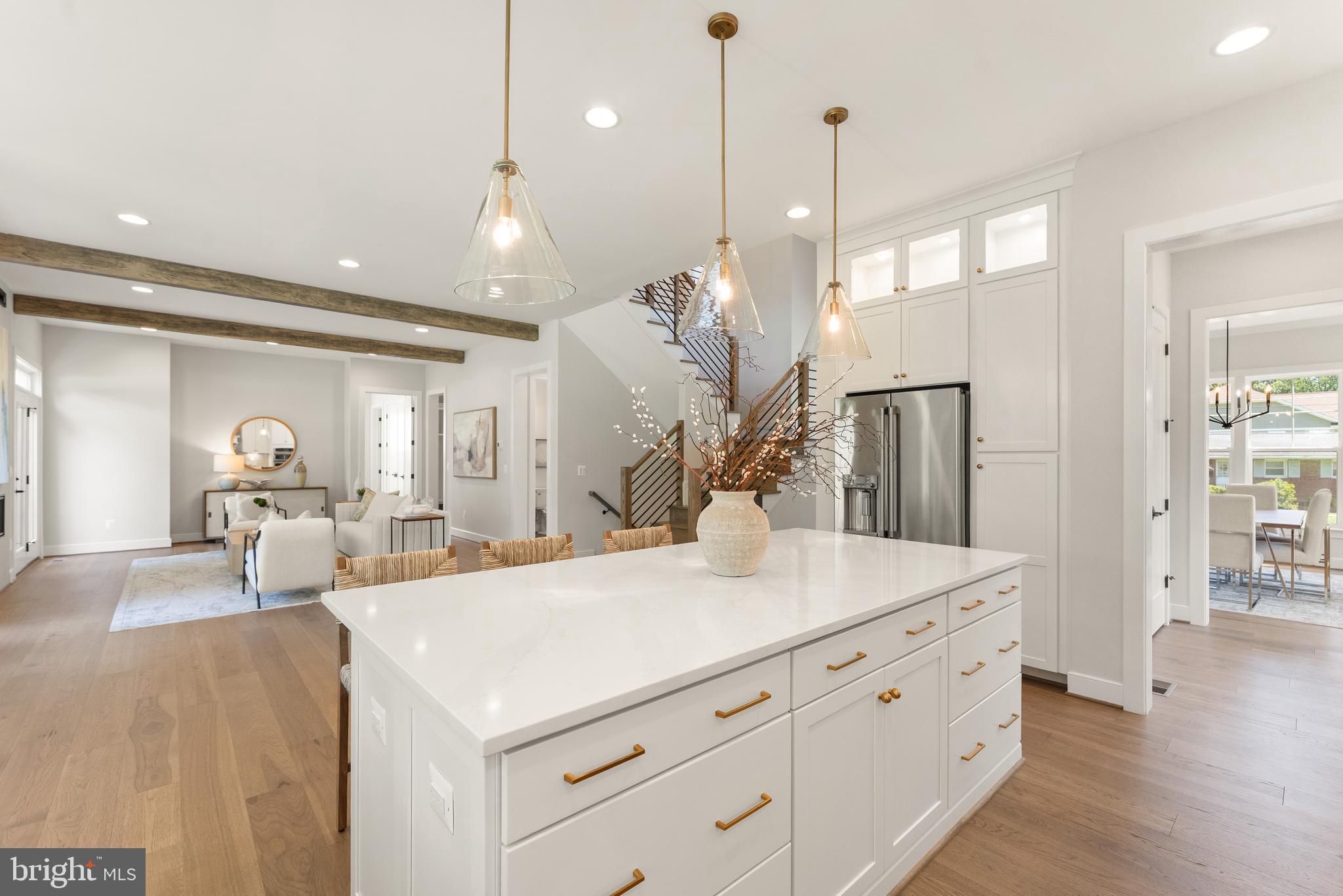 VIENNA WOODS - Residential