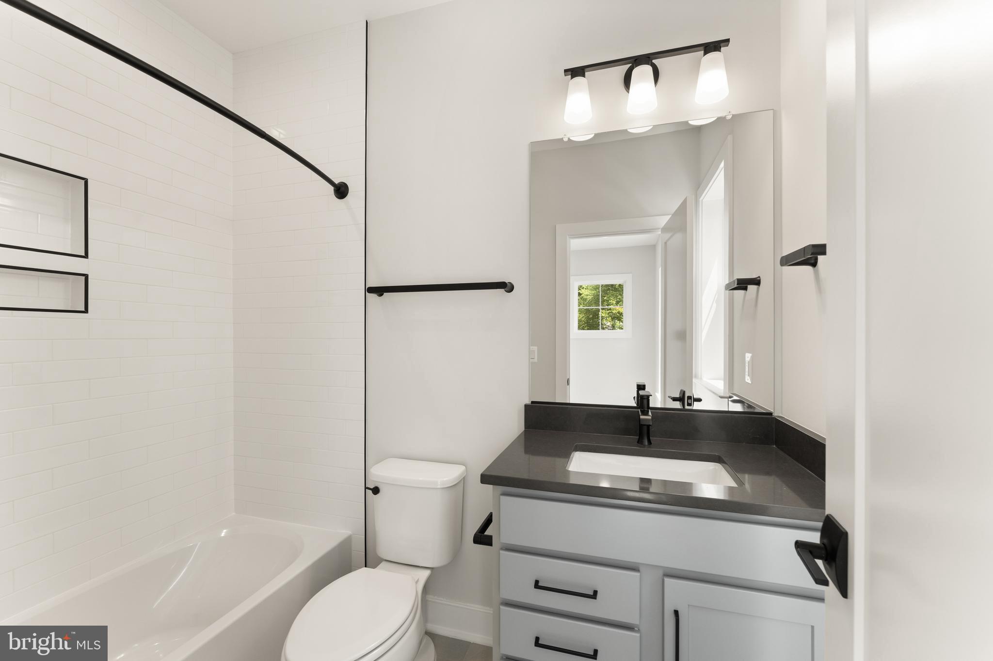 VIENNA WOODS - Residential