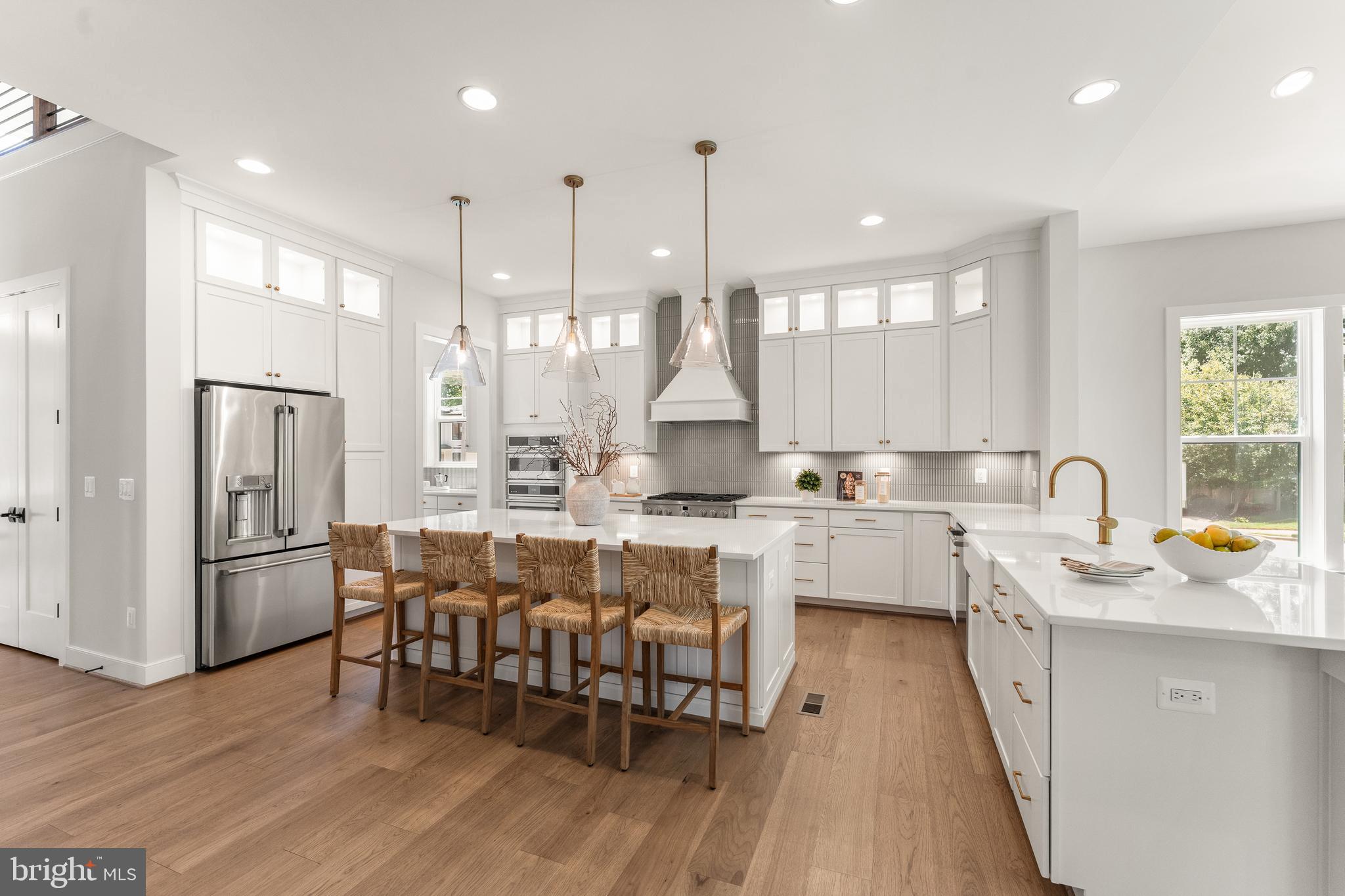 VIENNA WOODS - Residential