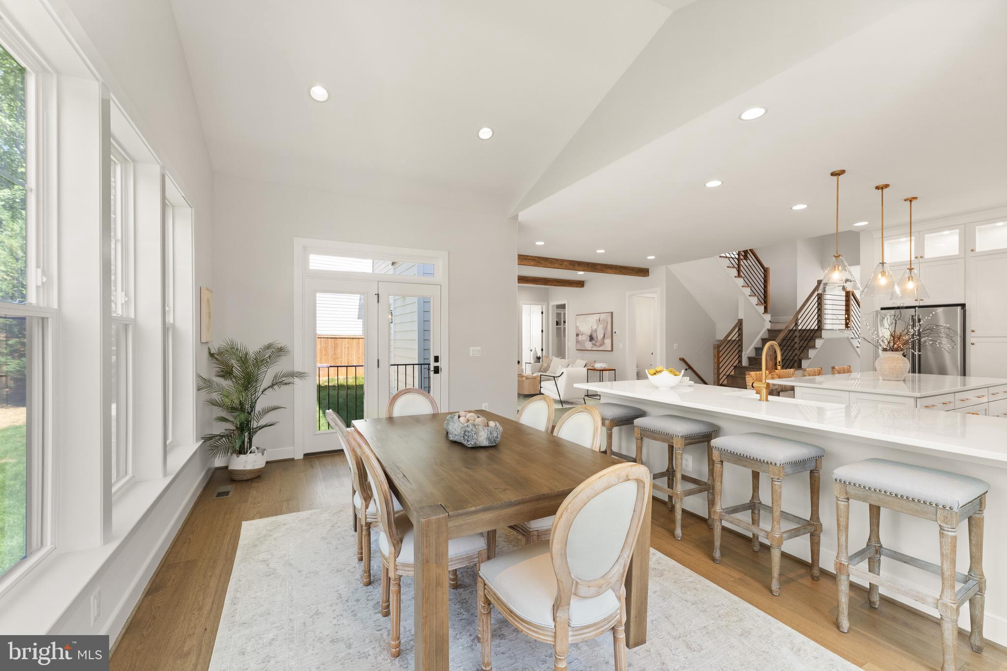 VIENNA WOODS - Residential