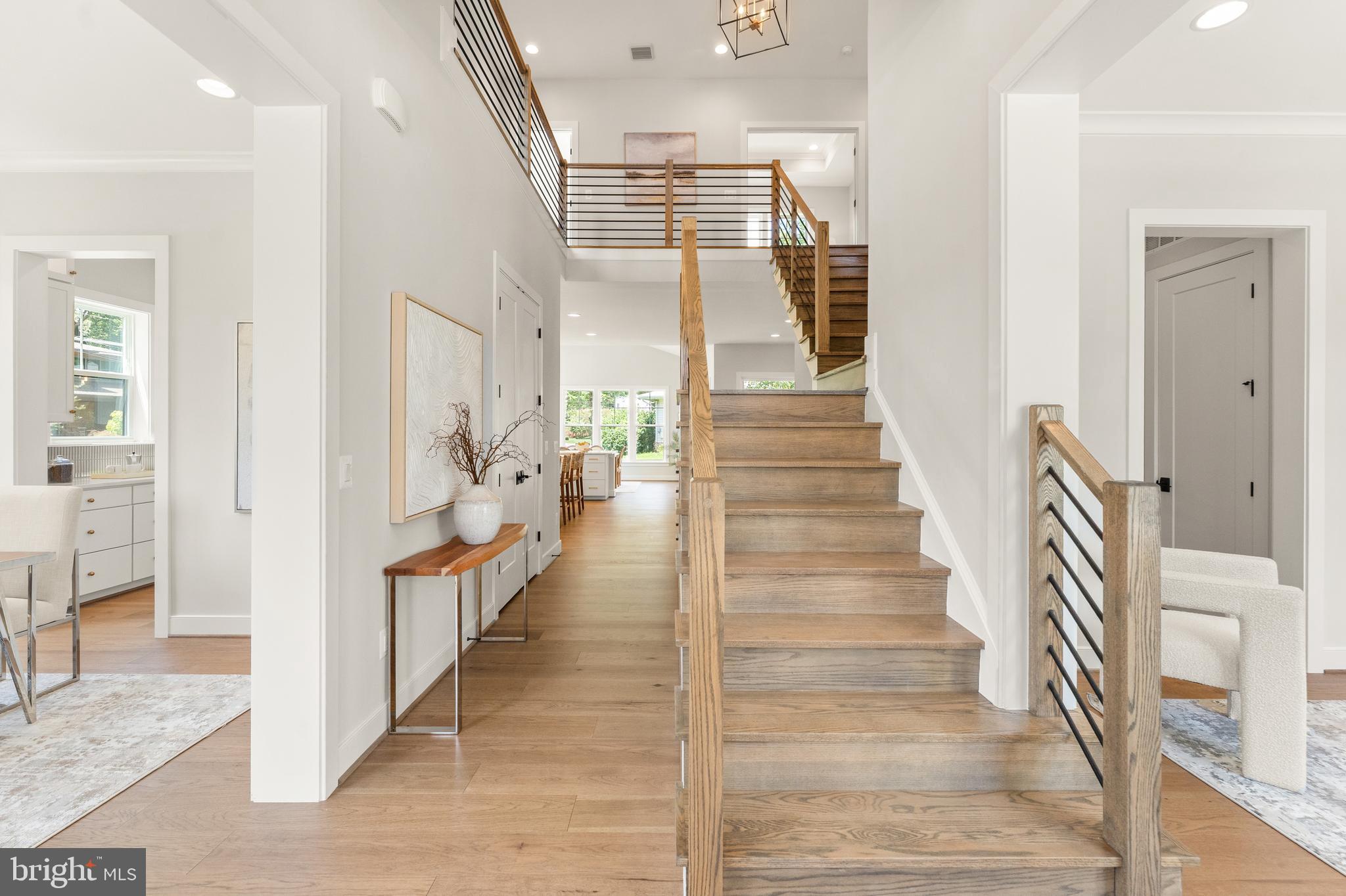 VIENNA WOODS - Residential
