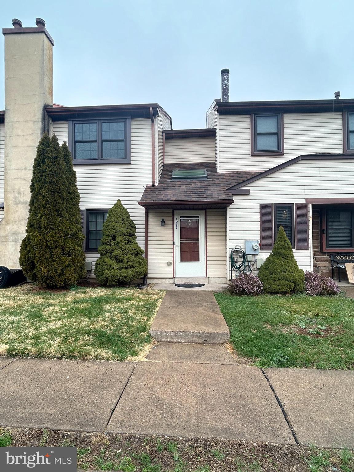 Available immediately, Fully Remodeled 3 Bedroom, 2 1/2 Bathroom townhouse available for rent in the Stover Mill Community. Brand new open concept Kitchen with a Bar Stool countertop, Freshly painted Throughout, Remodeled Bathrooms, First floor has hardwood flooring and a fireplace as well as sliding doors to the a gated patio on the back yard with a storage shed. 2nd Floor has 3 spacious bedrooms, 2 Full bathrooms. 

Conveniently located in Blue Ribbon Central Bucks School District with easy access to highways, restaurants, and stores.

Owner is a Licensed PA Real Estate Agent.