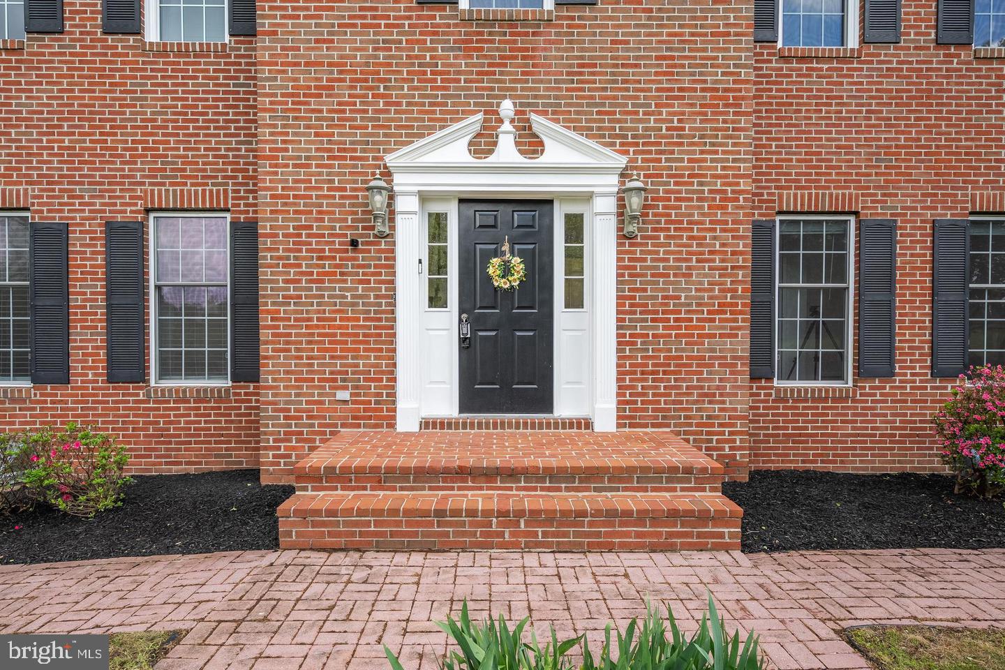 LEE'S CROSSING - Residential