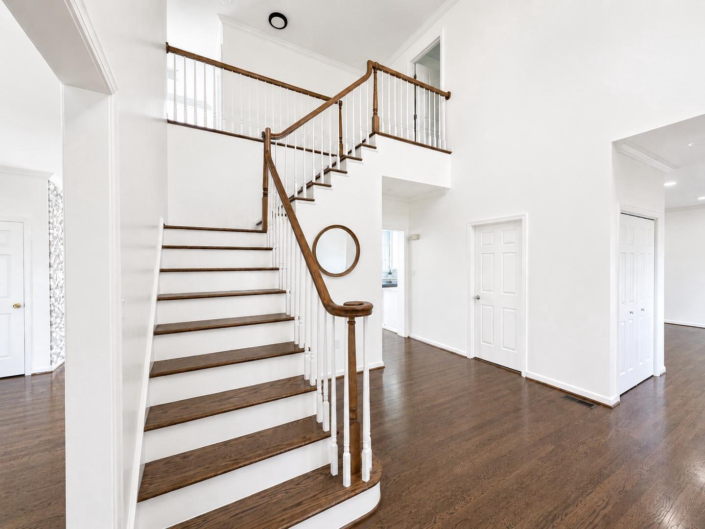 LEE'S CROSSING - Residential