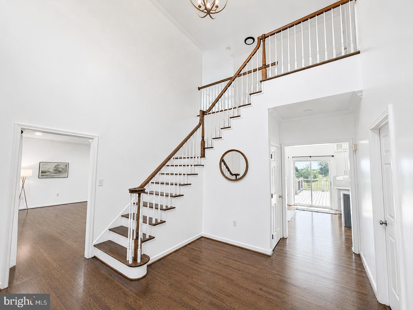LEE'S CROSSING - Residential