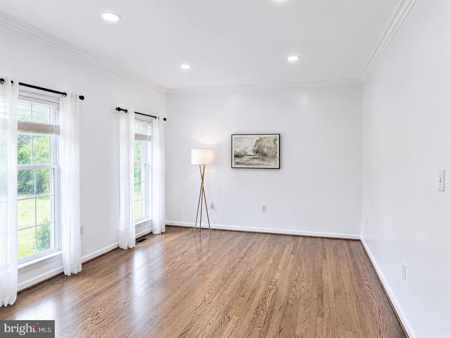 LEE'S CROSSING - Residential