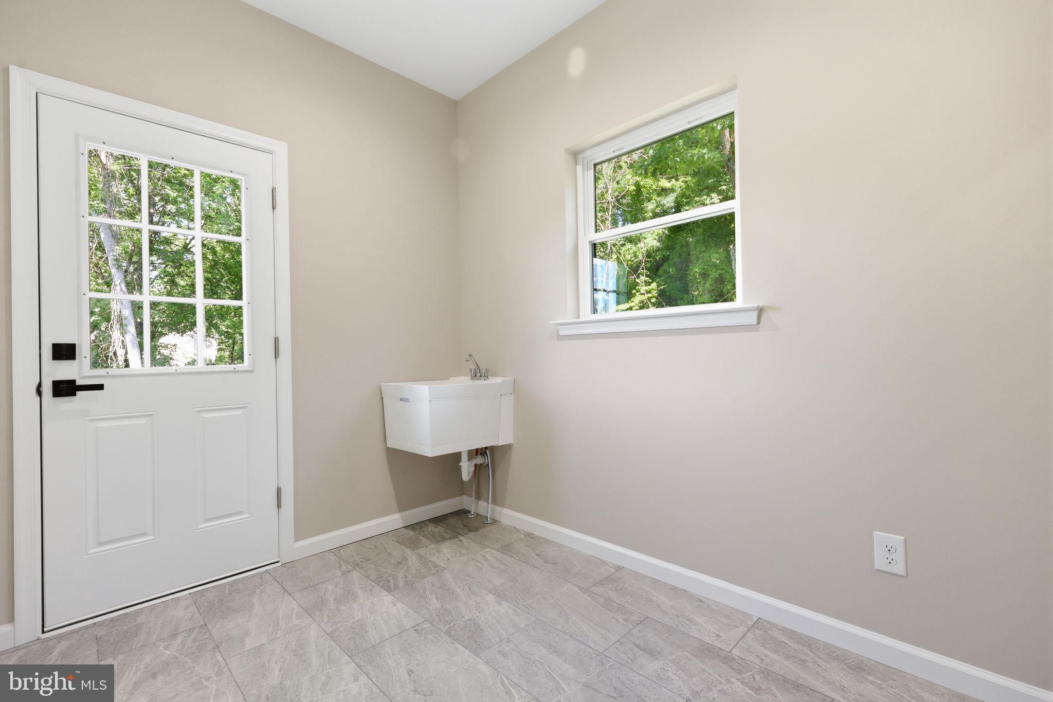 YARDLEY STATION - Residential