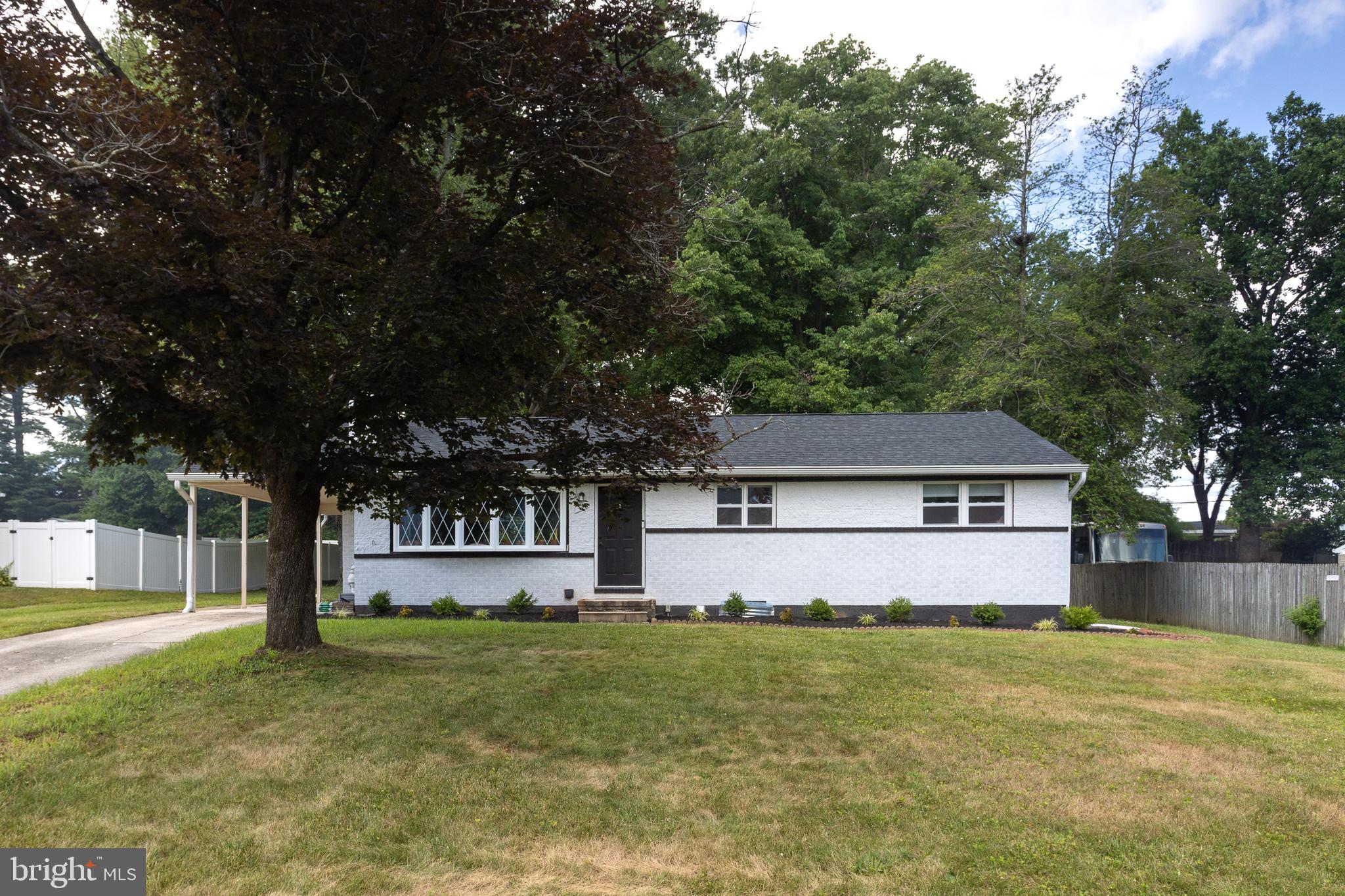 COLONIAL ACRES - Residential