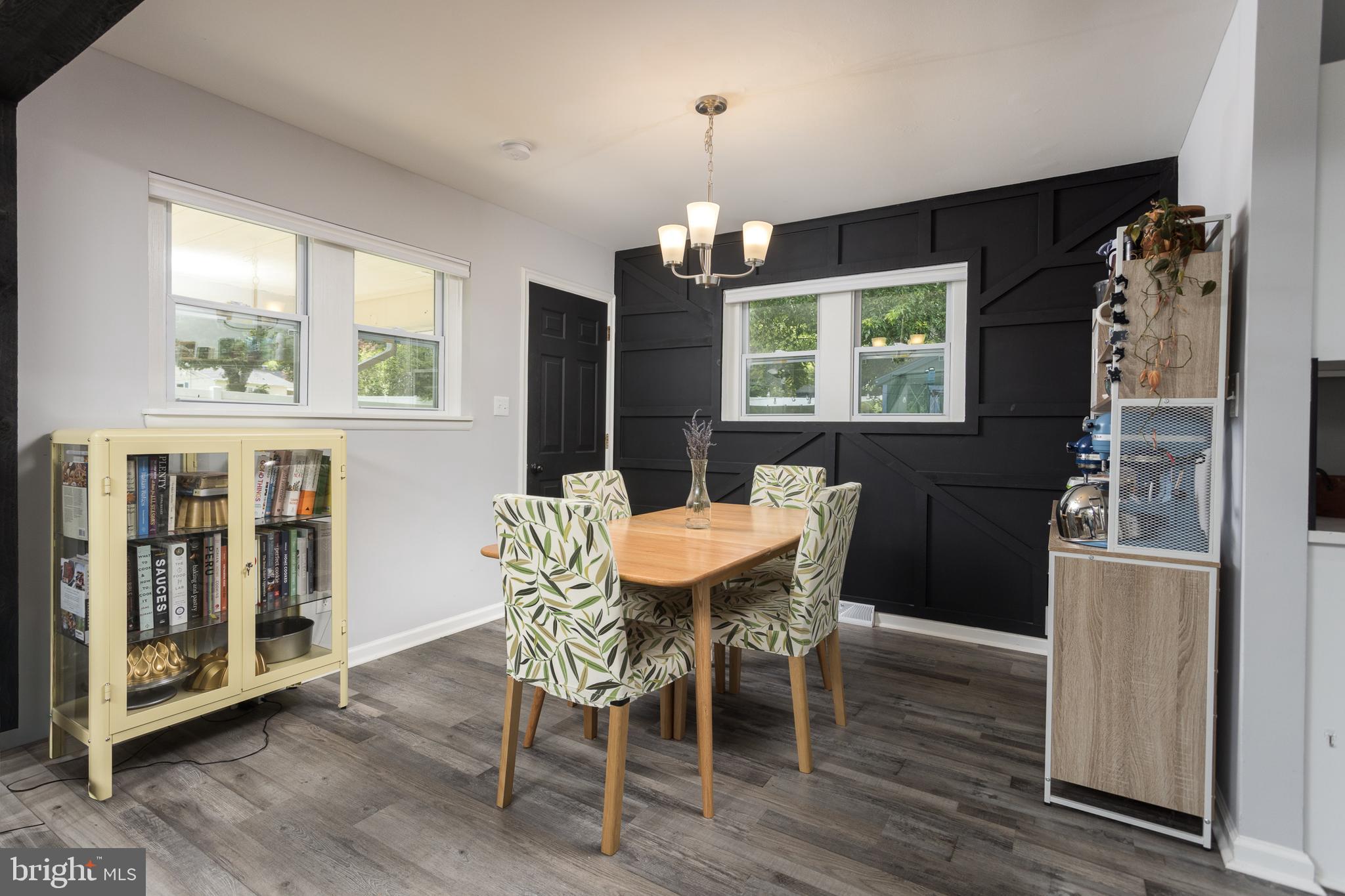 COLONIAL ACRES - Residential