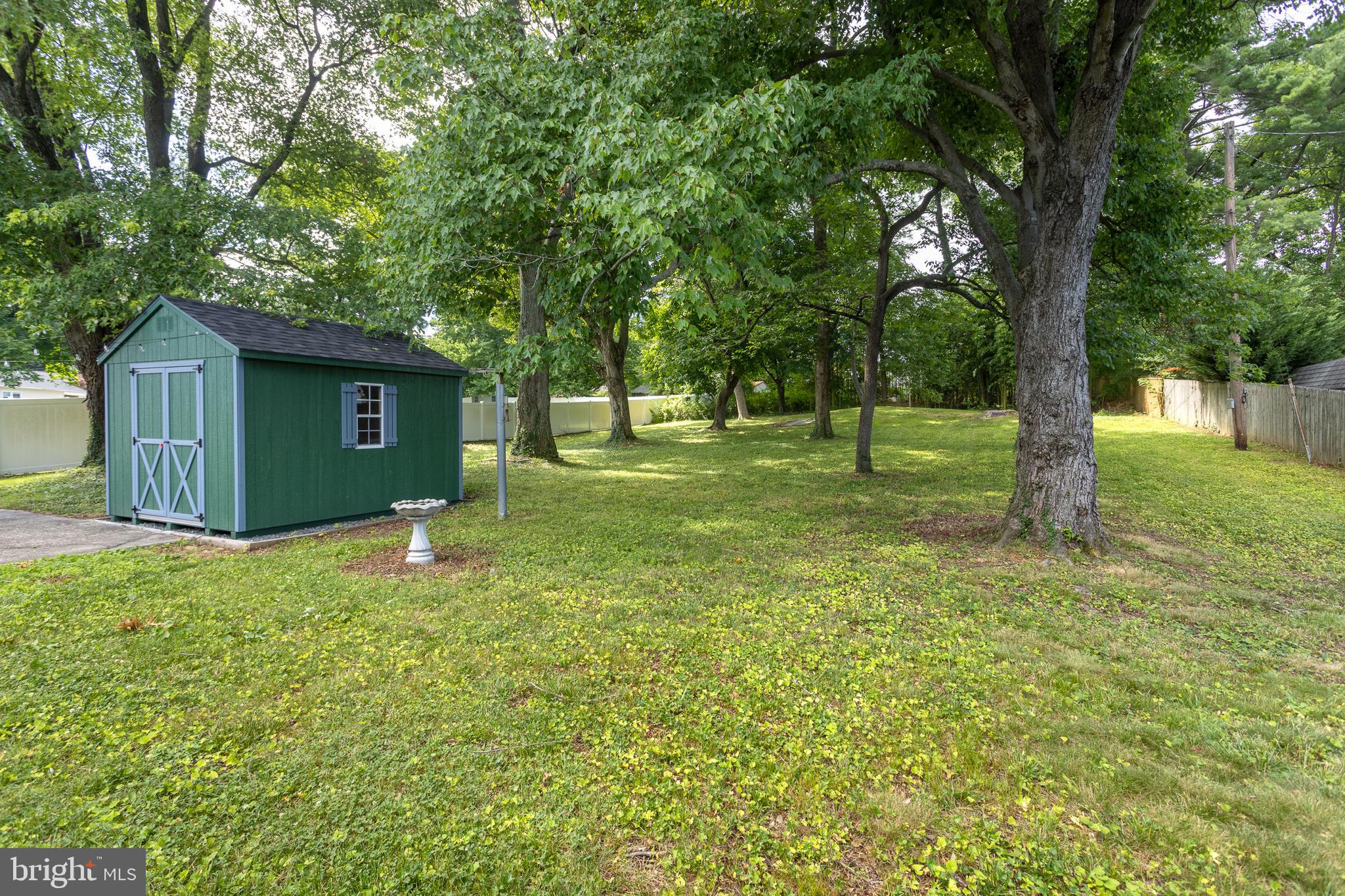 COLONIAL ACRES - Residential