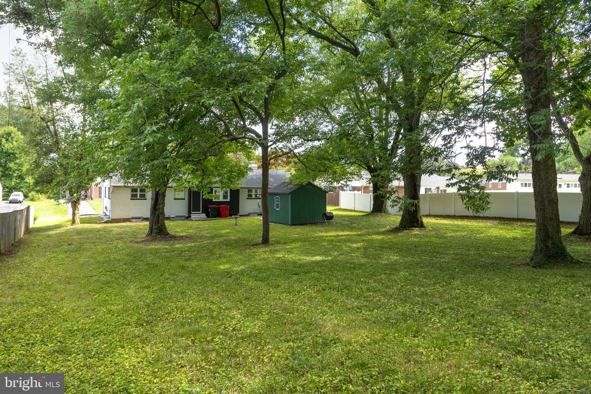 COLONIAL ACRES - Residential