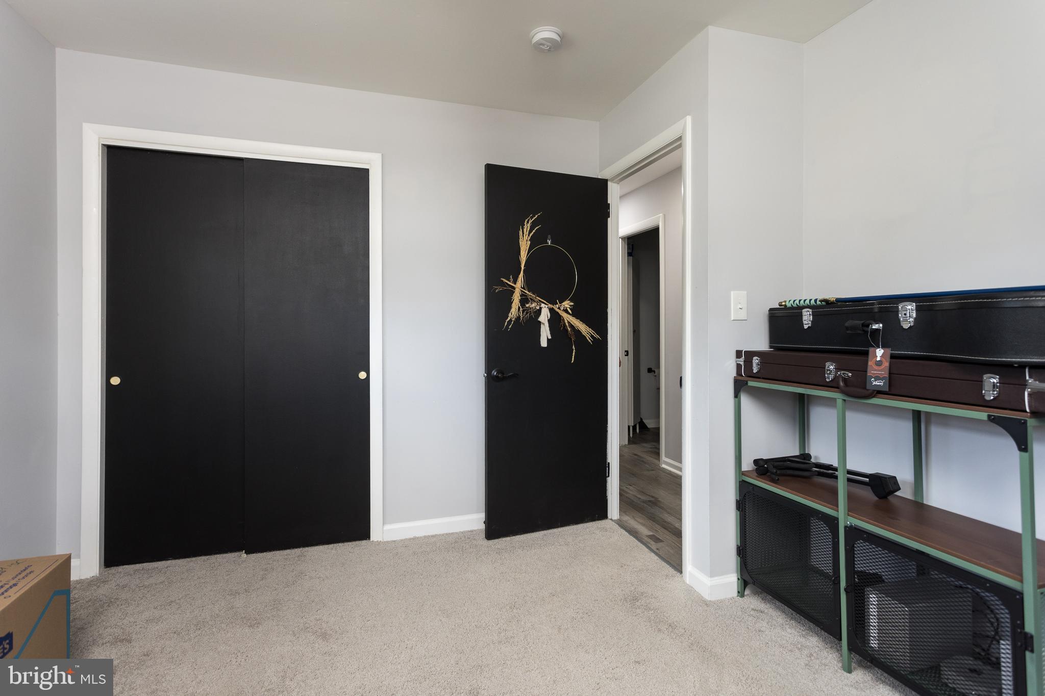 COLONIAL ACRES - Residential