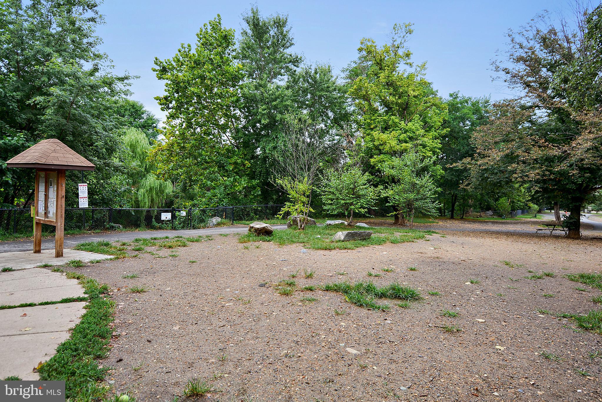 FAIRLINGTON VILLAGES - Residential