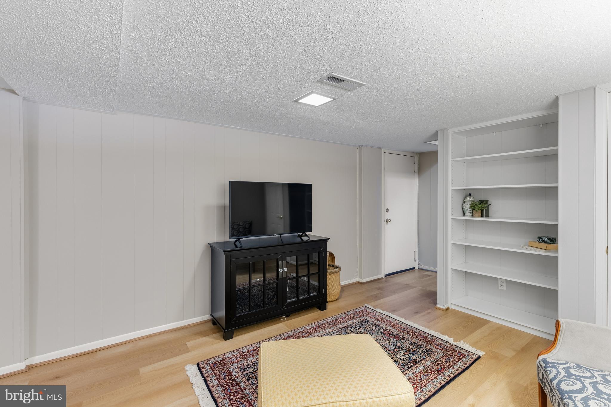 FAIRLINGTON VILLAGES - Residential
