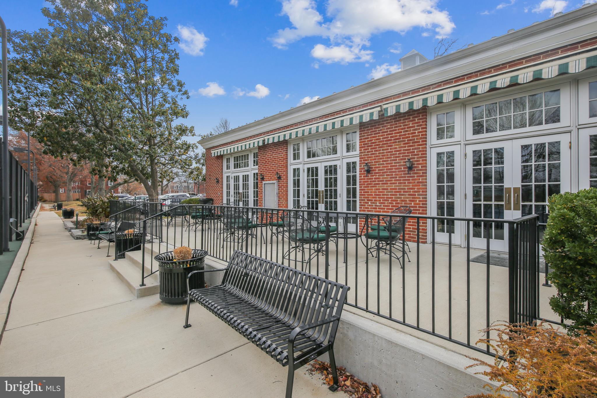 FAIRLINGTON VILLAGES - Residential