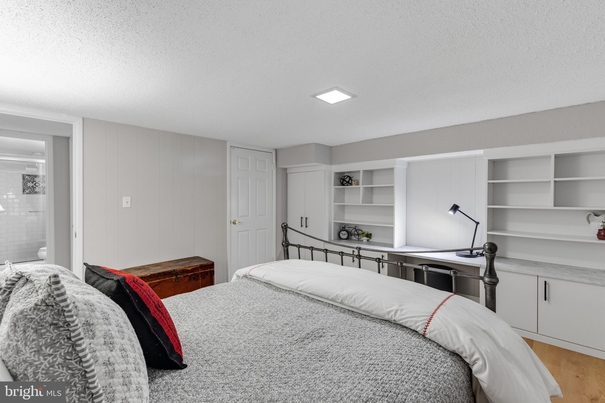 FAIRLINGTON VILLAGES - Residential