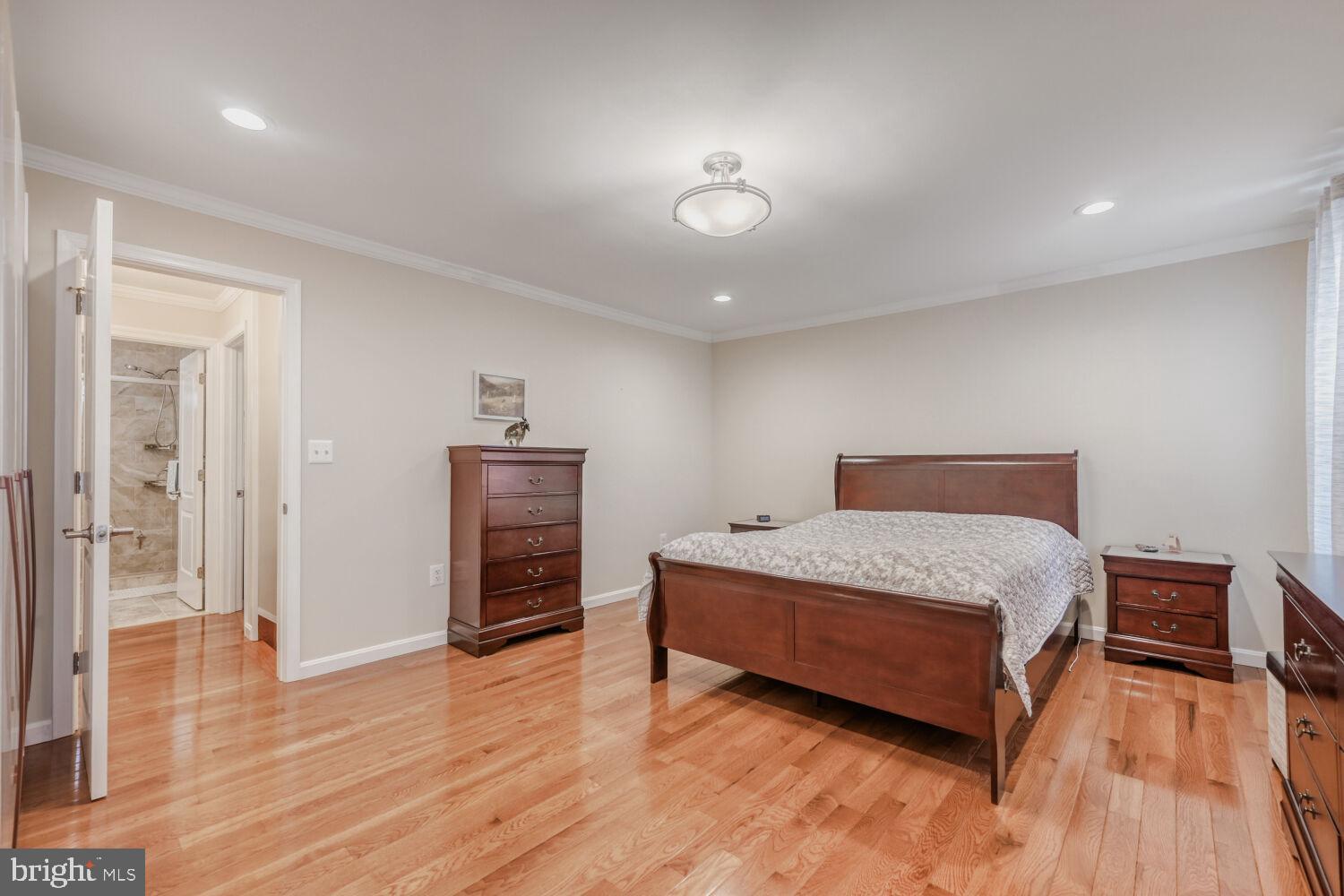 WOODMERE - Residential