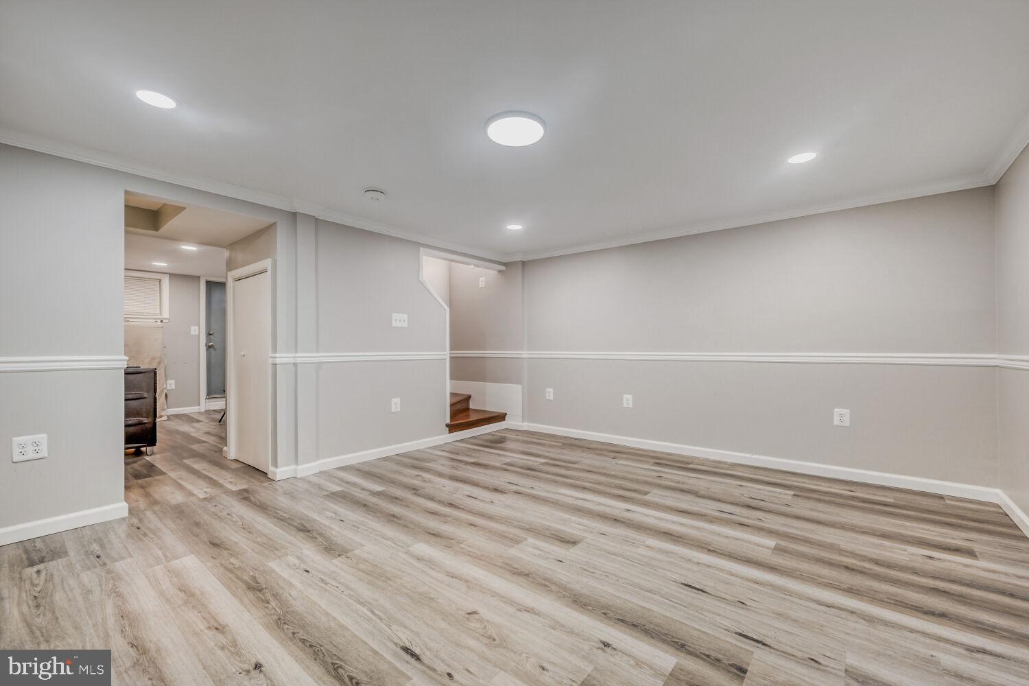 WOODMERE - Residential