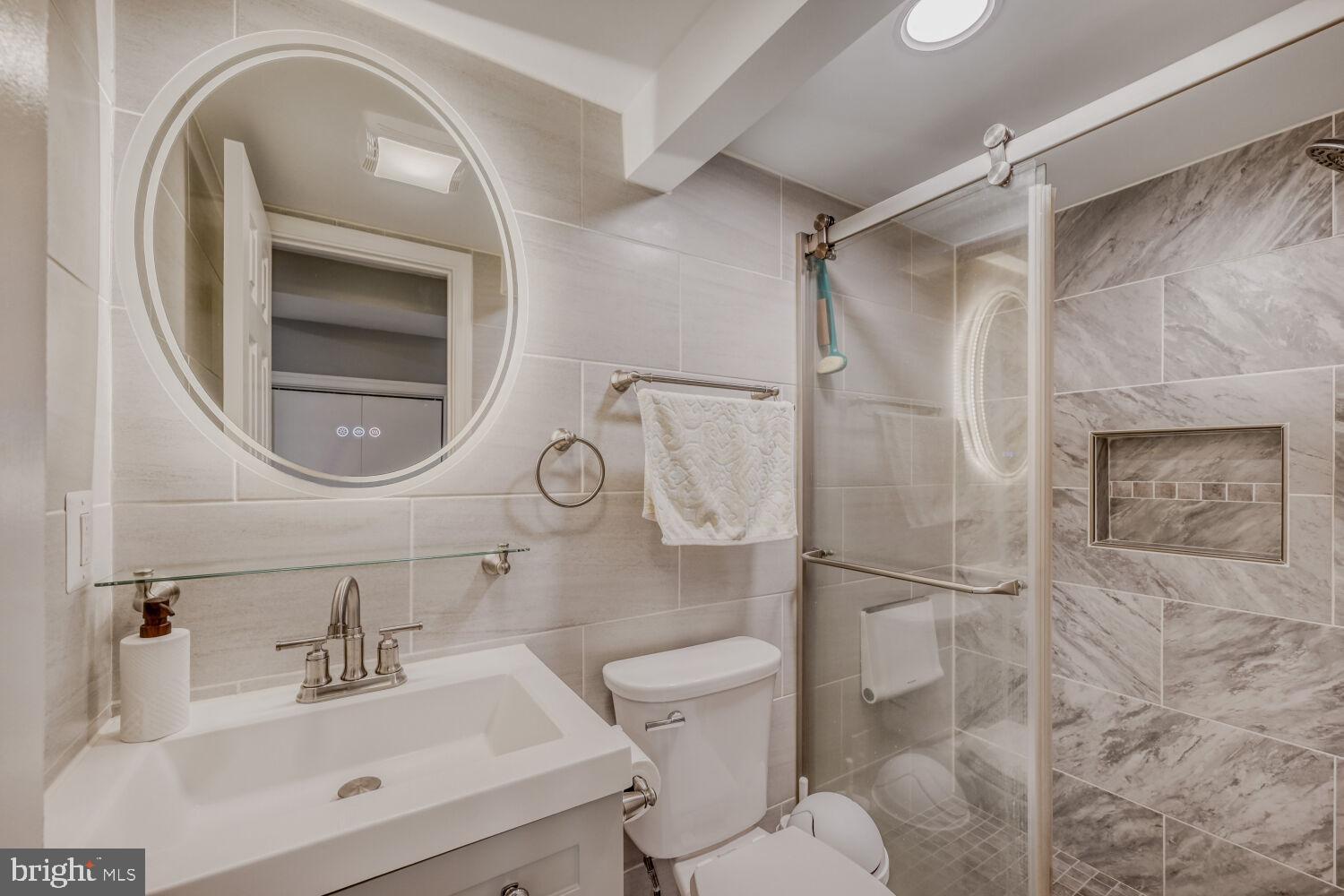 WOODMERE - Residential