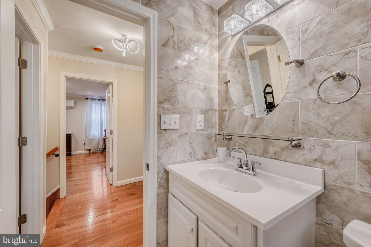 WOODMERE - Residential