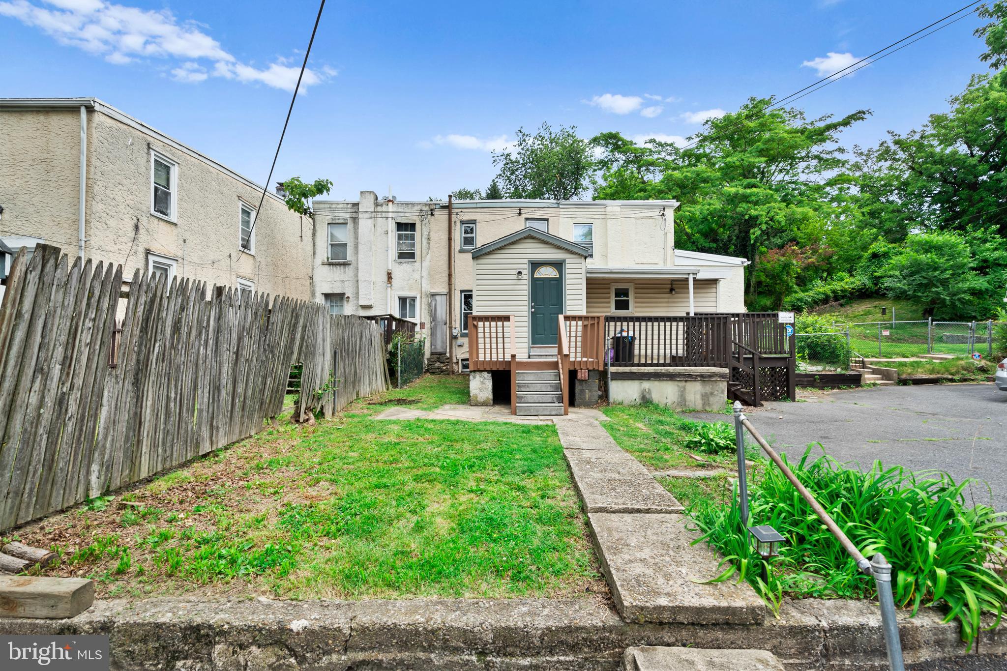 BROOKLAWN - Residential