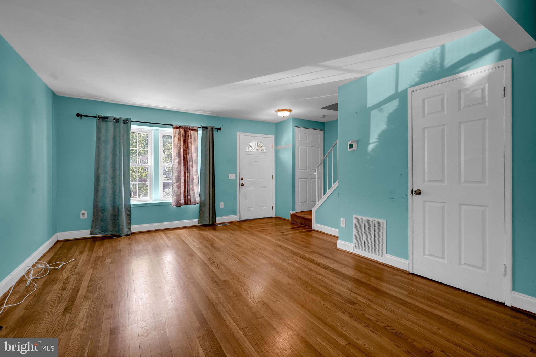 BONIFANT WOODS - Residential