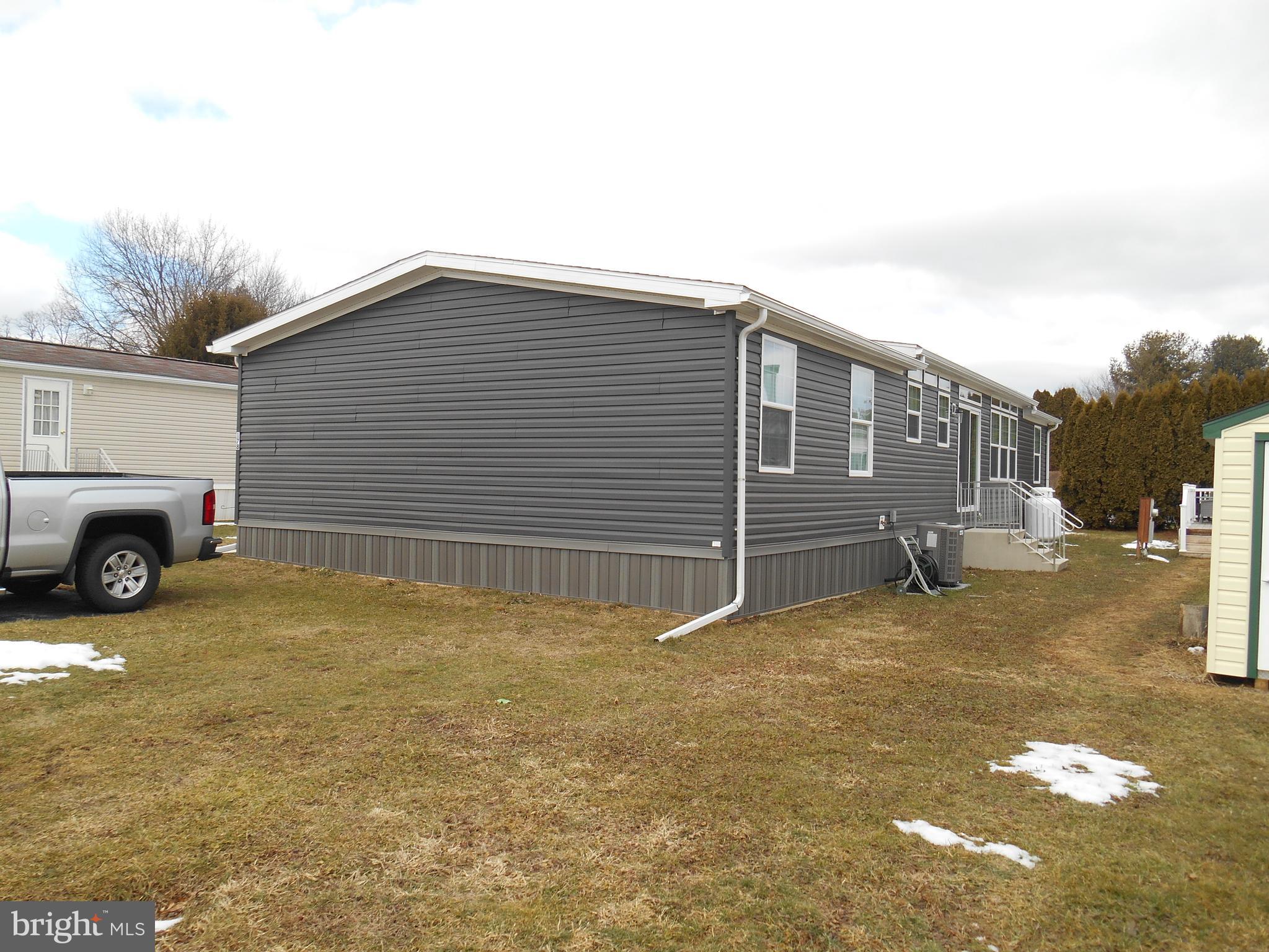 NORTHCREST ACRES MH PARK - Residential