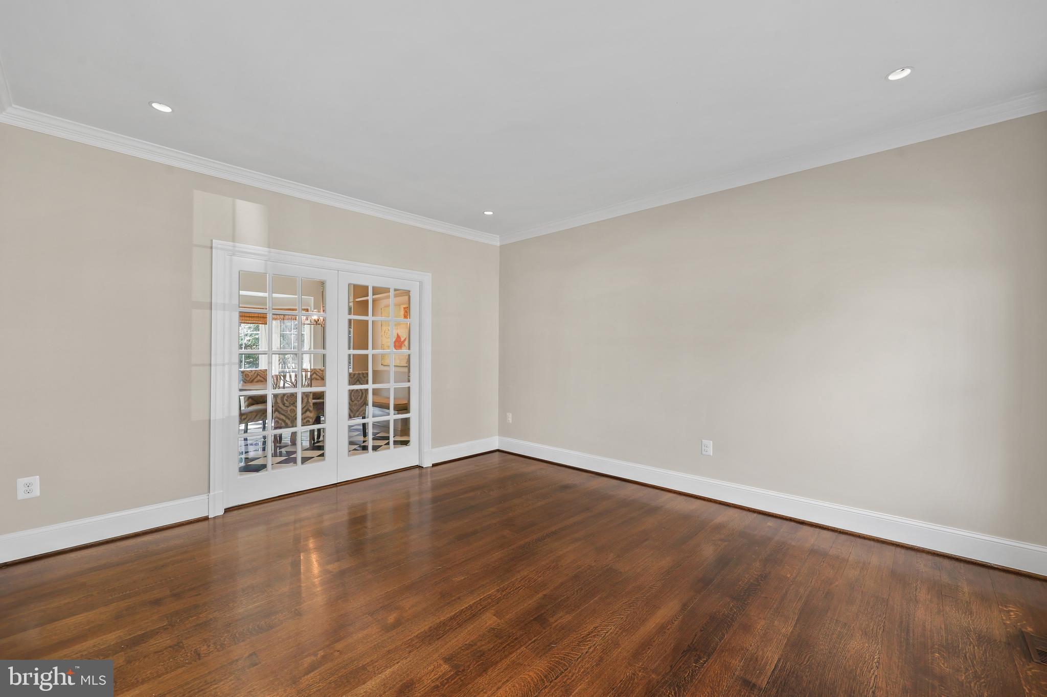 POTOMAC LAKES - Residential
