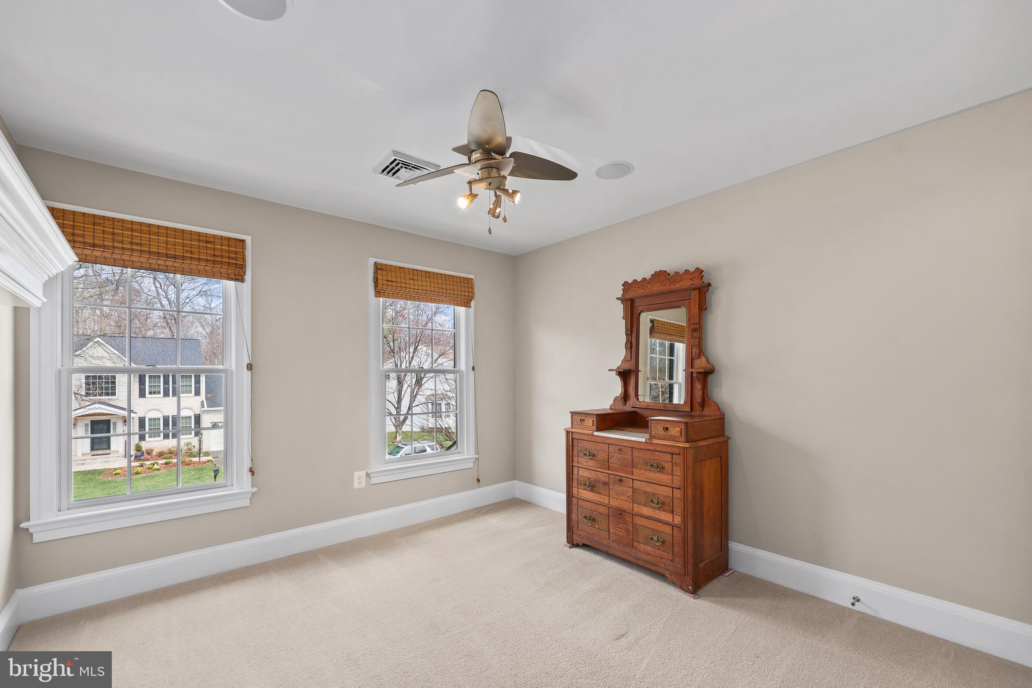 POTOMAC LAKES - Residential