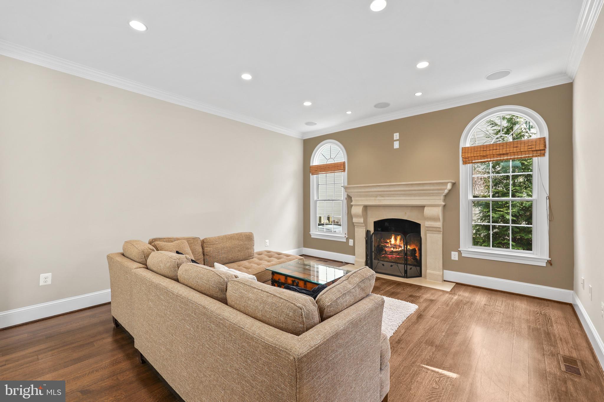 POTOMAC LAKES - Residential
