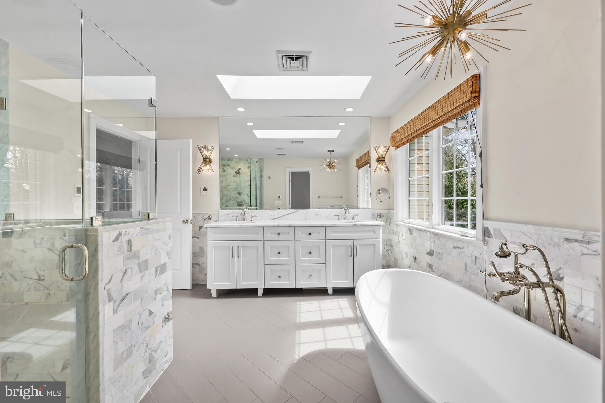 POTOMAC LAKES - Residential