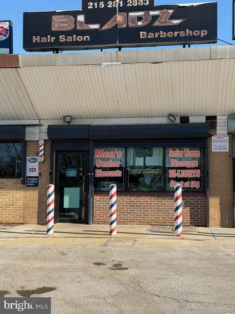 Prime opportunity to have a operating hair salon and barber shop in busy residential and commercial area. Established 28 years.  Also ideal for nail salon and spa Owner retiring. 
This is a building lease only with all equipment for Barbering and salon. 11 Stations with separation. Features large waiting area with reception desk, 11 workstations with divider. cabinetry and storage. 2 Bathrooms, mirrored stations and chairs. Full basement Currently 6 operators. # days appts and 3 days Walkin system.

Property will be leased with or without equipment. Owner requires first, last month's rent. and security deposit for equipment. 3 mos. banking statements, good credit and proof of employment. Application can be made online on bright. Tenant pays rent, gas, electric, water

Alternative is to lease the building only for a retail business, restaurant etc. Property has adjoining businesses in operation.