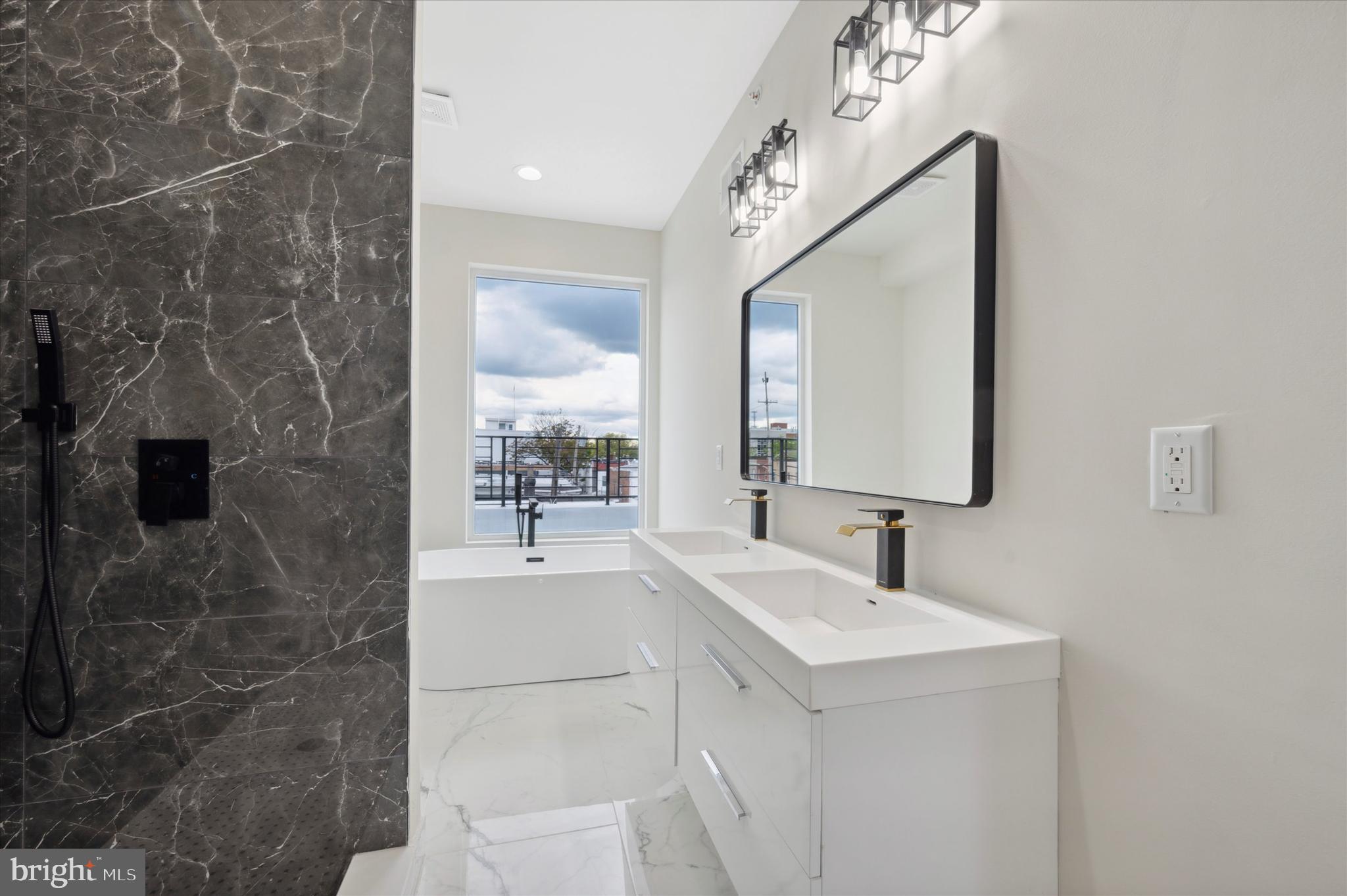 GRAYS FERRY - Residential