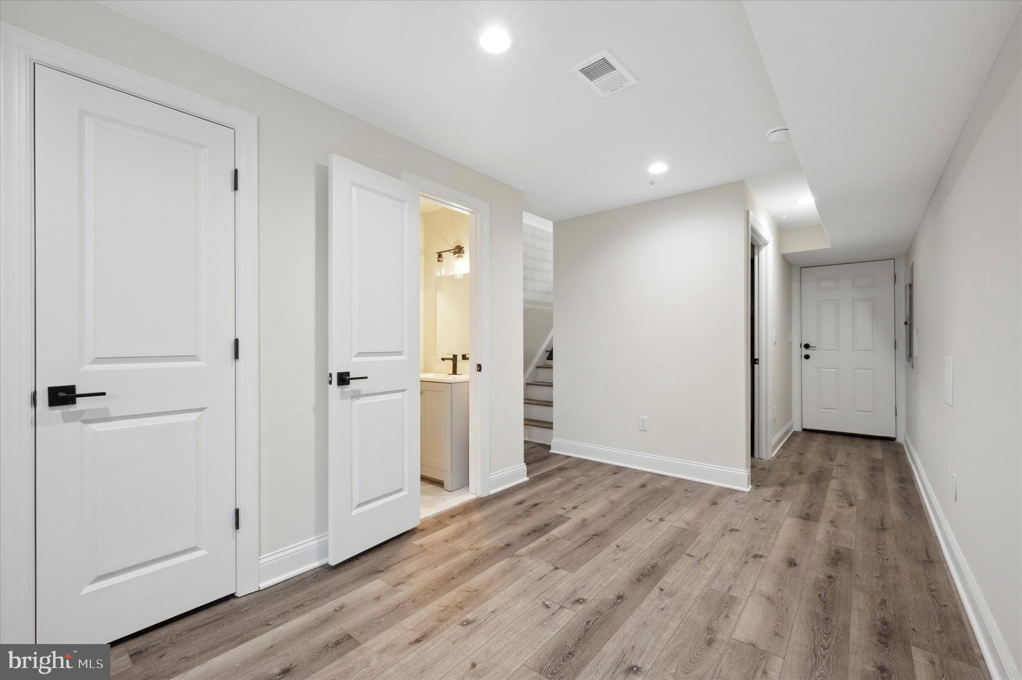 GRAYS FERRY - Residential