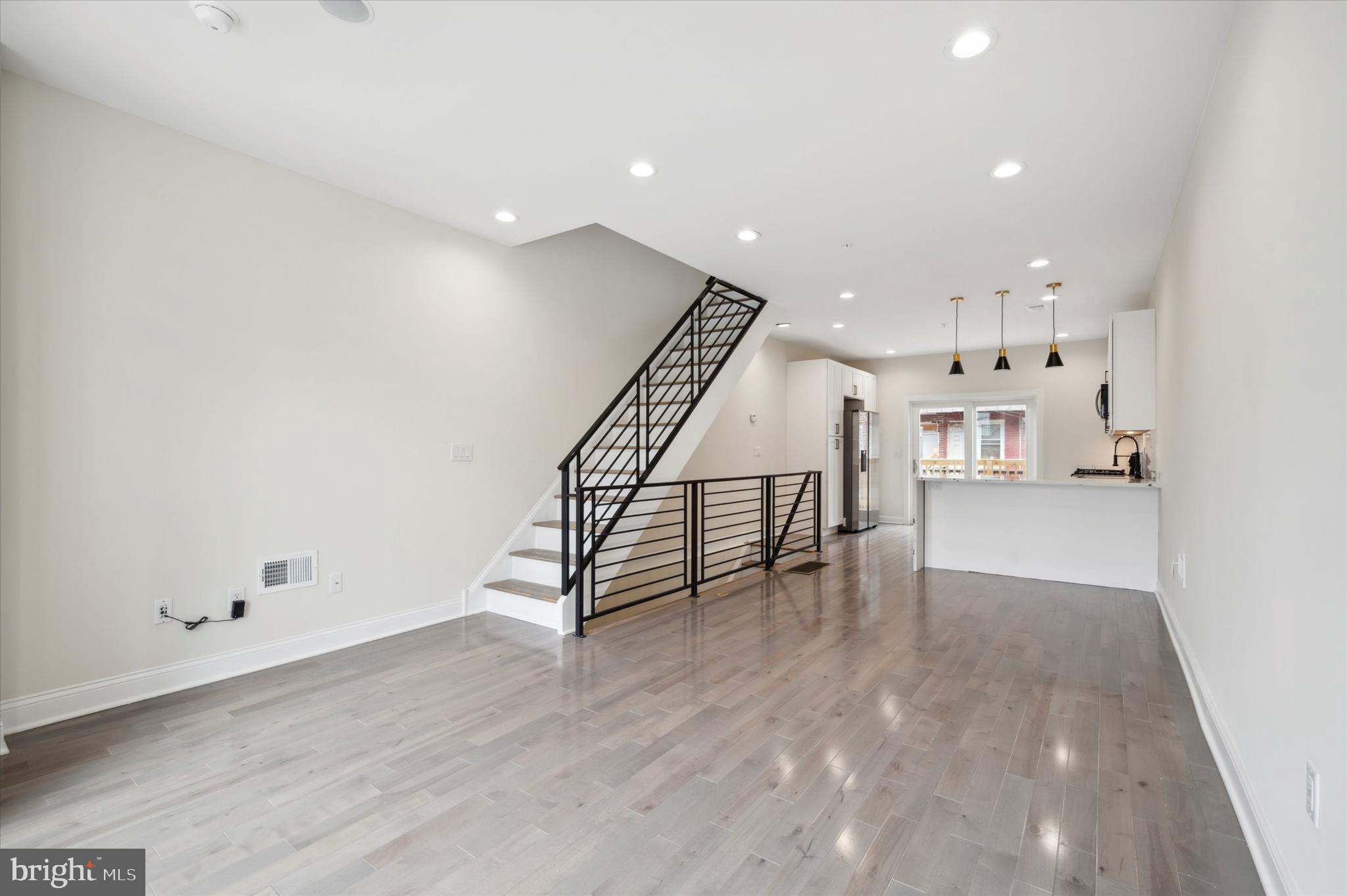 GRAYS FERRY - Residential