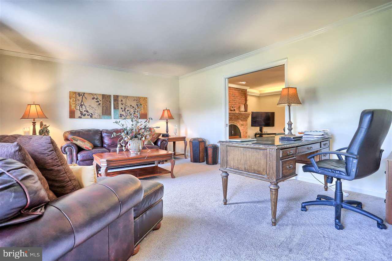 PENN OAKS - Residential