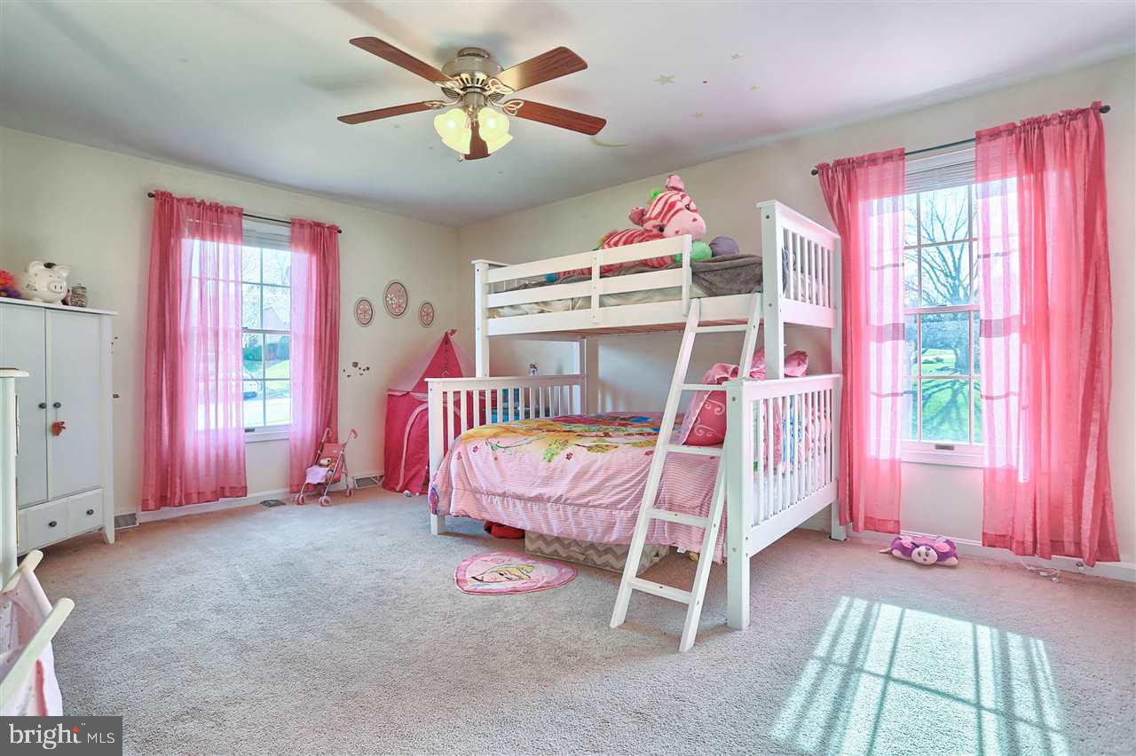 PENN OAKS - Residential
