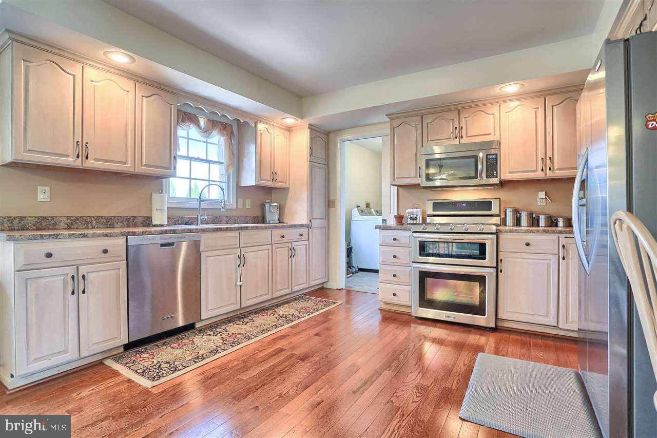 PENN OAKS - Residential