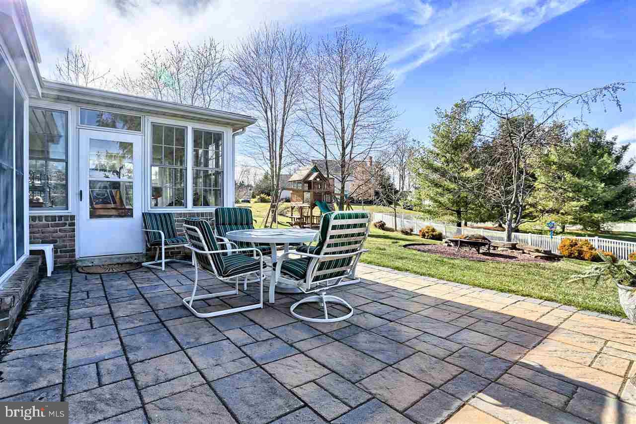 PENN OAKS - Residential