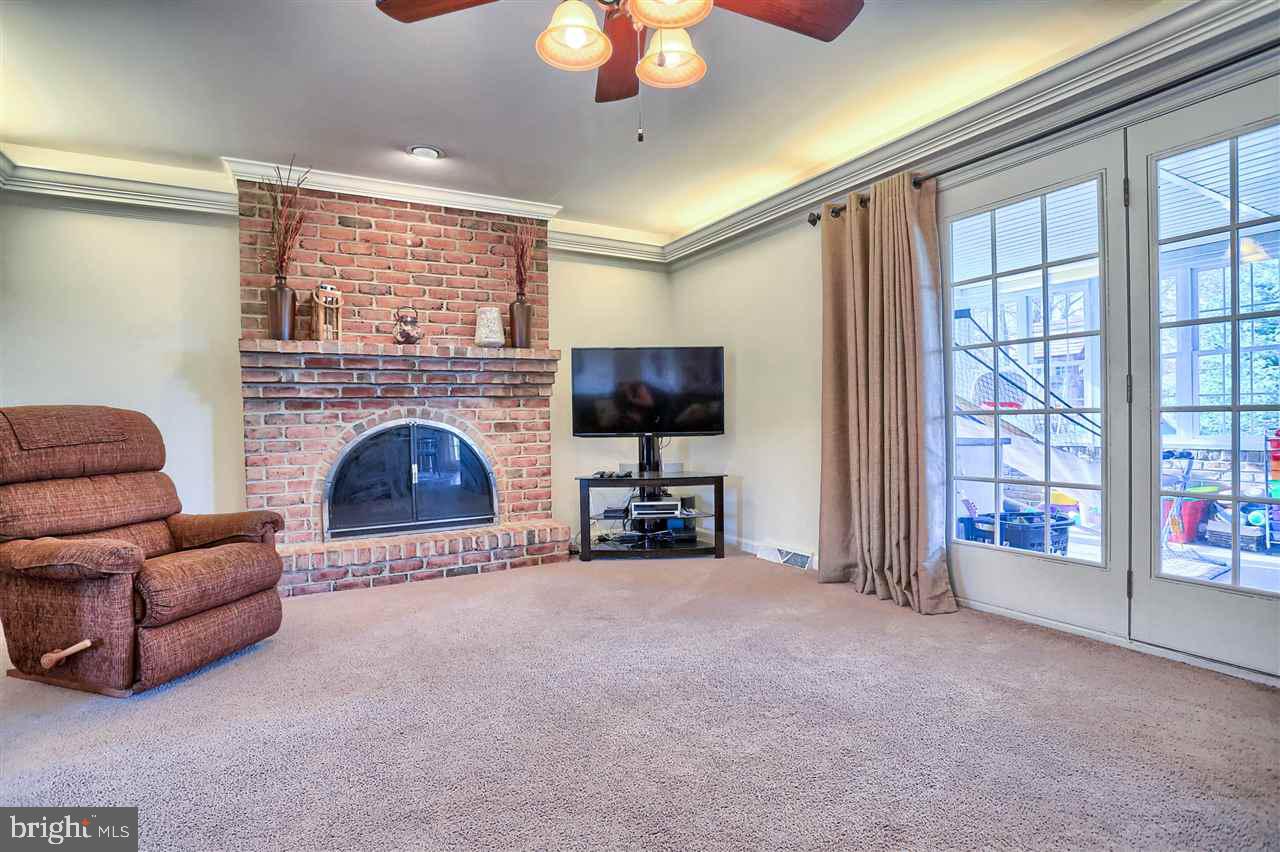 PENN OAKS - Residential